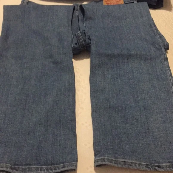 Levi’s Jeans - Picture 2 of 7